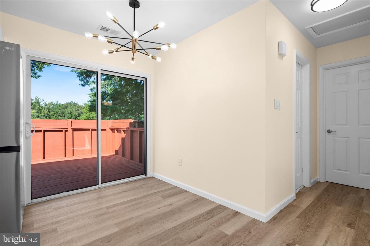 14220 FALLBROOK LN, WOODBRIDGE, Virginia 22193, 4 Bedrooms Bedrooms, 6 Rooms Rooms,2 BathroomsBathrooms,Residential,For sale,14220 FALLBROOK LN,VAPW2103842 MLS # VAPW2103842