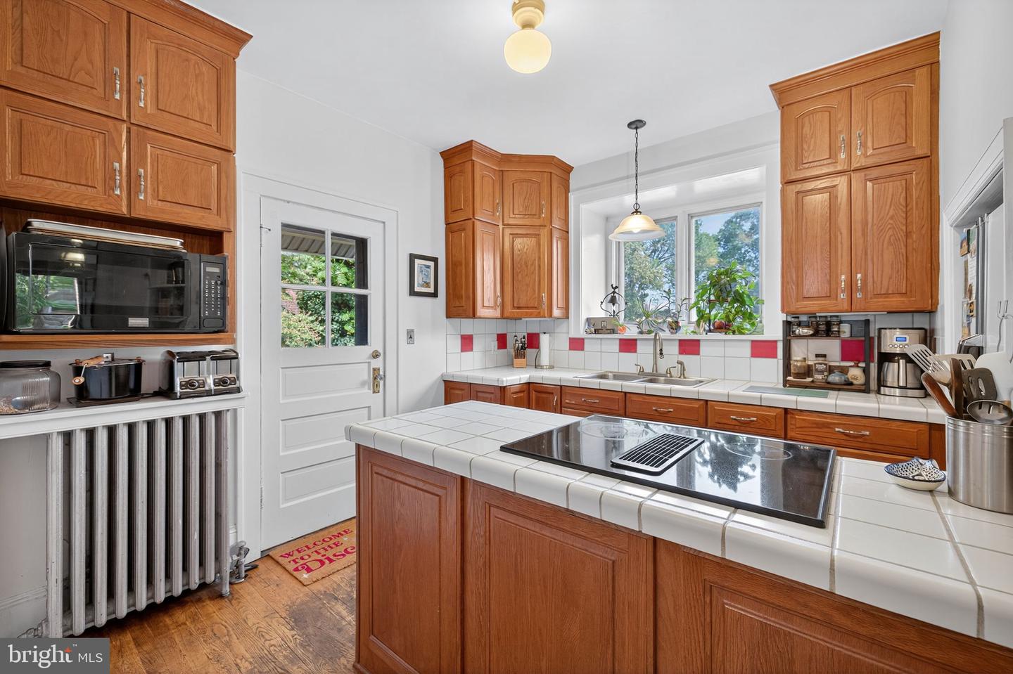 420 W CORK ST, WINCHESTER, Virginia 22601, 4 Bedrooms Bedrooms, ,1 BathroomBathrooms,Residential,For sale,420 W CORK ST,VAWI2009060 MLS # VAWI2009060