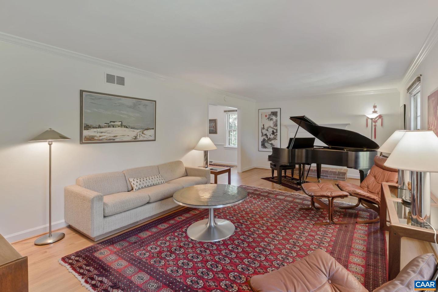 311 GLOUCESTER RD, CHARLOTTESVILLE, Virginia 22901, 5 Bedrooms Bedrooms, ,3 BathroomsBathrooms,Residential,For sale,311 GLOUCESTER RD,668872 MLS # 668872
