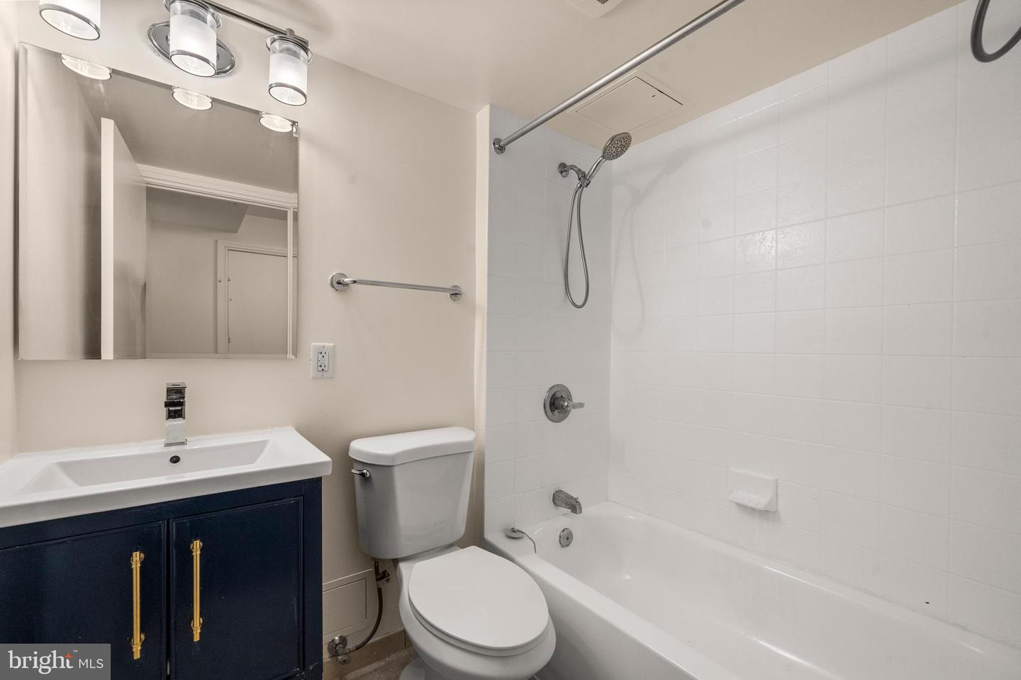 800 4TH ST SW #N603, WASHINGTON, District Of Columbia 20024, ,1 BathroomBathrooms,Residential,For sale,800 4TH ST SW #N603,DCDC2221986 MLS # DCDC2221986