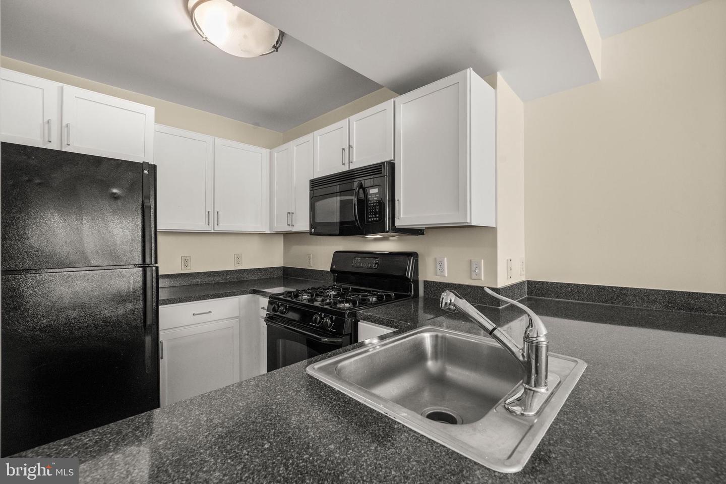 800 4TH ST SW #N603, WASHINGTON, District Of Columbia 20024, ,1 BathroomBathrooms,Residential,For sale,800 4TH ST SW #N603,DCDC2221986 MLS # DCDC2221986