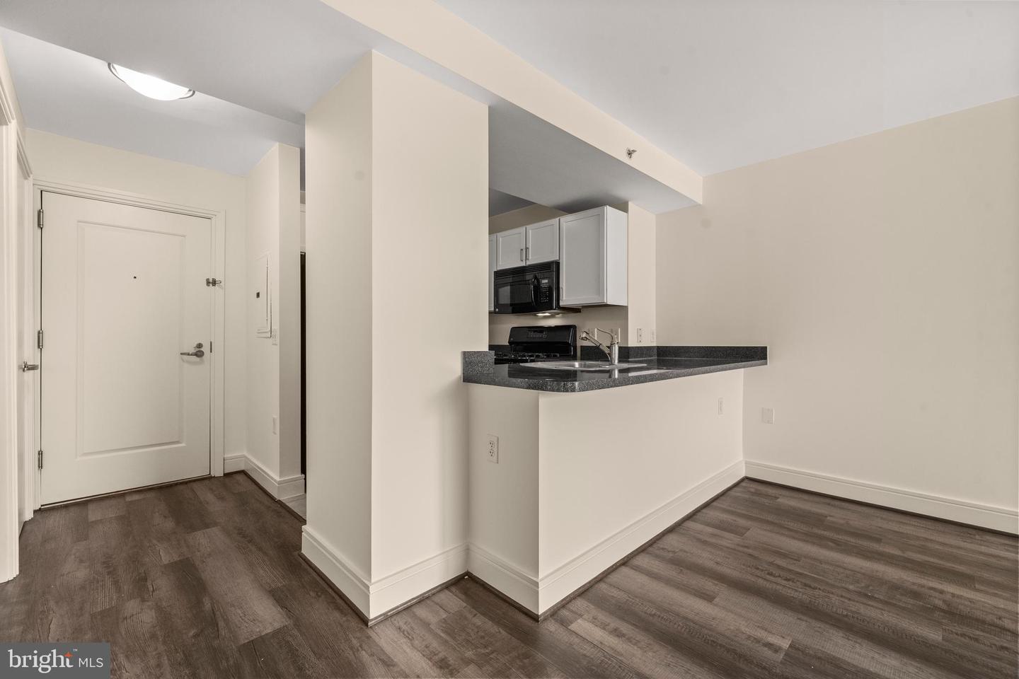 800 4TH ST SW #N603, WASHINGTON, District Of Columbia 20024, ,1 BathroomBathrooms,Residential,For sale,800 4TH ST SW #N603,DCDC2221986 MLS # DCDC2221986