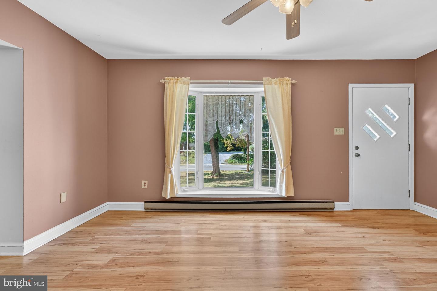328 S CHURCH ST, BERRYVILLE, Virginia 22611, 3 Bedrooms Bedrooms, ,2 BathroomsBathrooms,Residential,For sale,328 S CHURCH ST,VACL2006060 MLS # VACL2006060