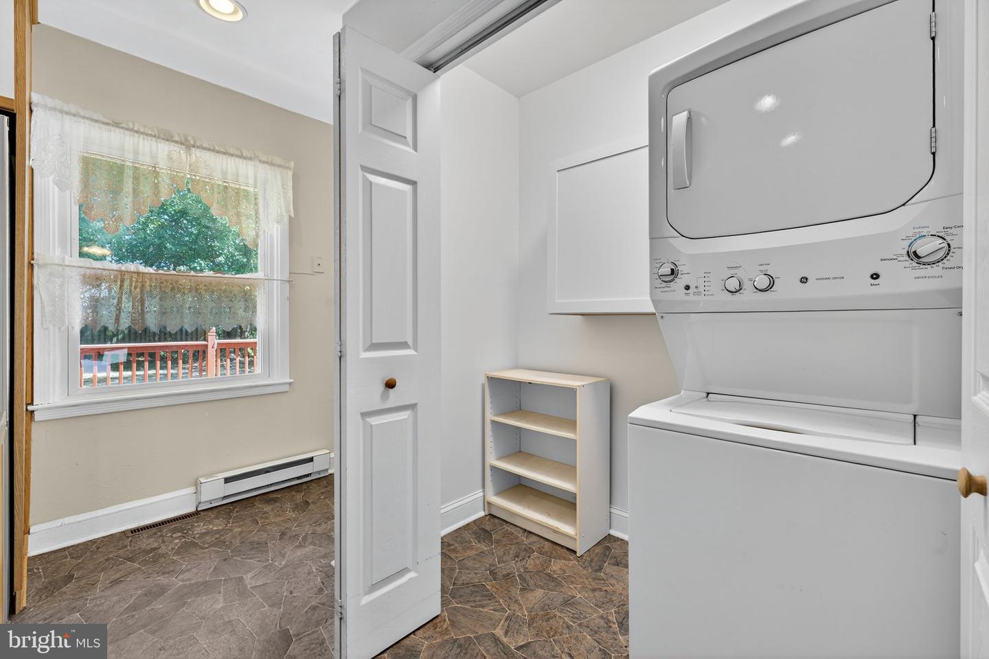 328 S CHURCH ST, BERRYVILLE, Virginia 22611, 3 Bedrooms Bedrooms, ,2 BathroomsBathrooms,Residential,For sale,328 S CHURCH ST,VACL2006060 MLS # VACL2006060