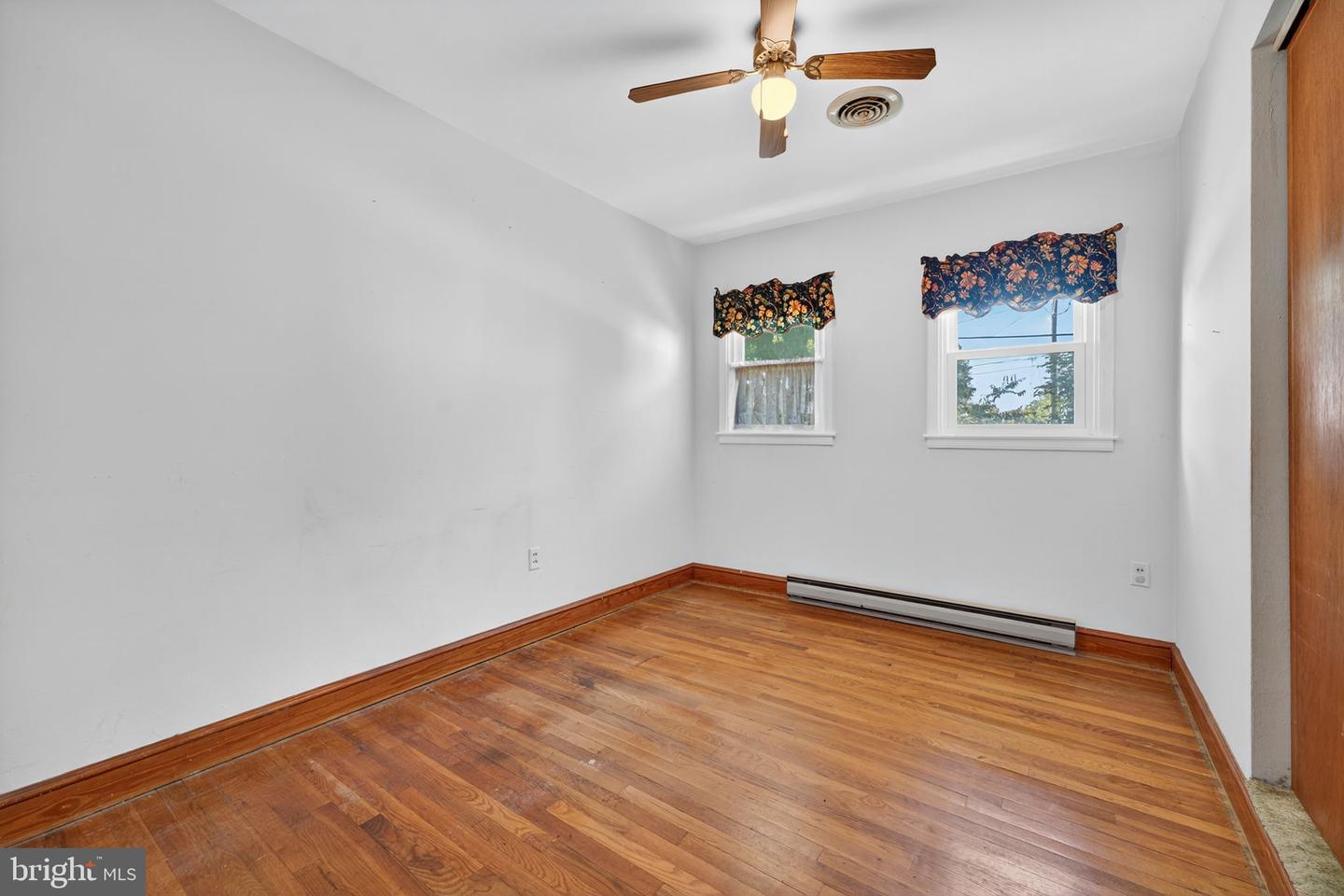 328 S CHURCH ST, BERRYVILLE, Virginia 22611, 3 Bedrooms Bedrooms, ,2 BathroomsBathrooms,Residential,For sale,328 S CHURCH ST,VACL2006060 MLS # VACL2006060