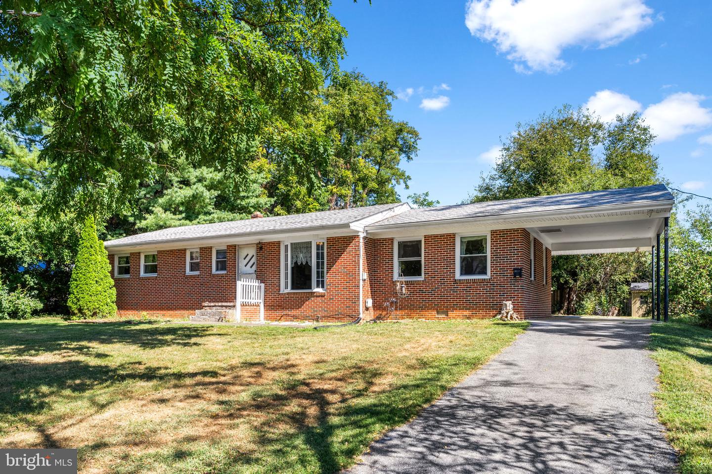 328 S CHURCH ST, BERRYVILLE, Virginia 22611, 3 Bedrooms Bedrooms, ,2 BathroomsBathrooms,Residential,For sale,328 S CHURCH ST,VACL2006060 MLS # VACL2006060