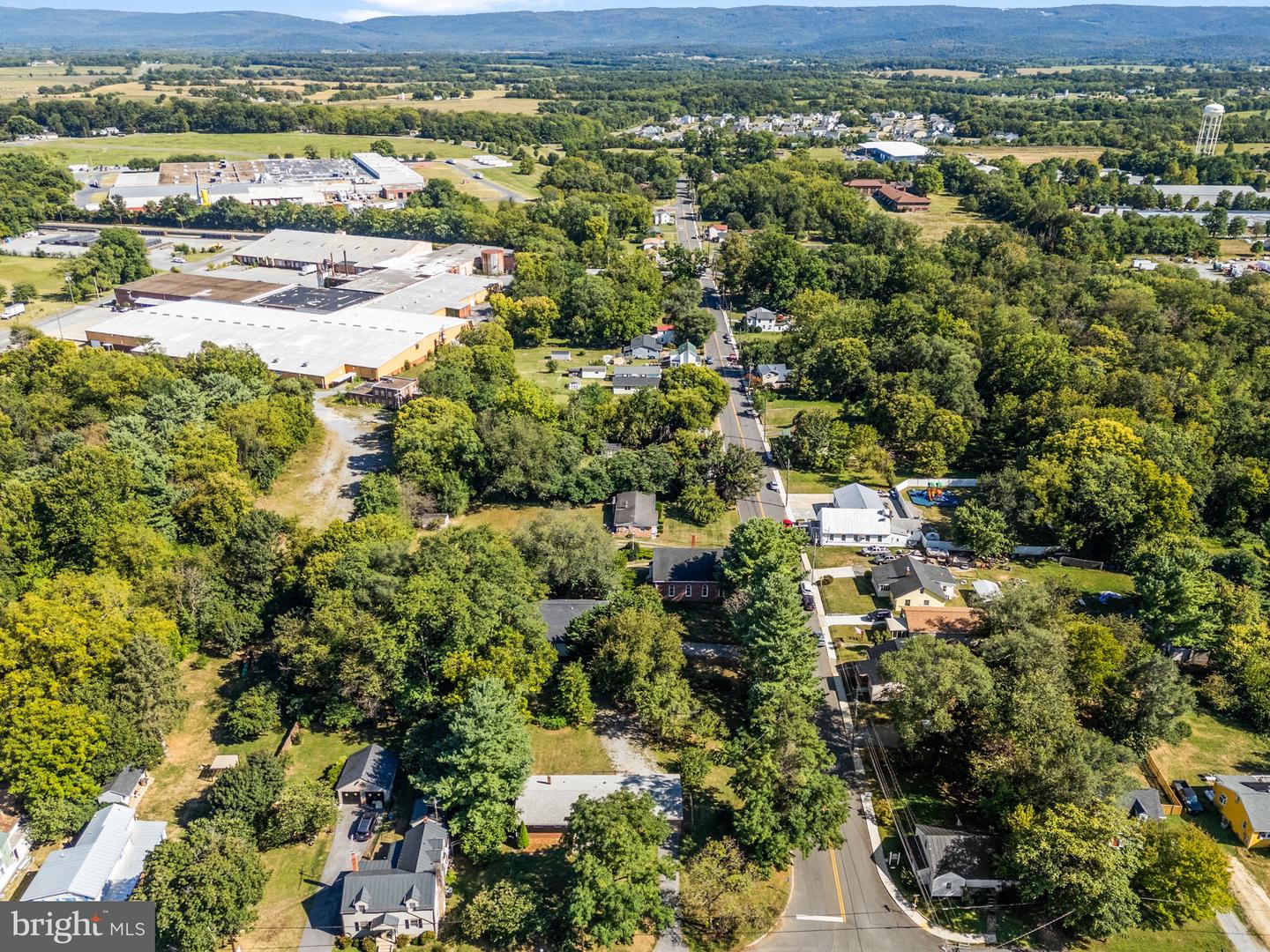 328 S CHURCH ST, BERRYVILLE, Virginia 22611, 3 Bedrooms Bedrooms, ,2 BathroomsBathrooms,Residential,For sale,328 S CHURCH ST,VACL2006060 MLS # VACL2006060