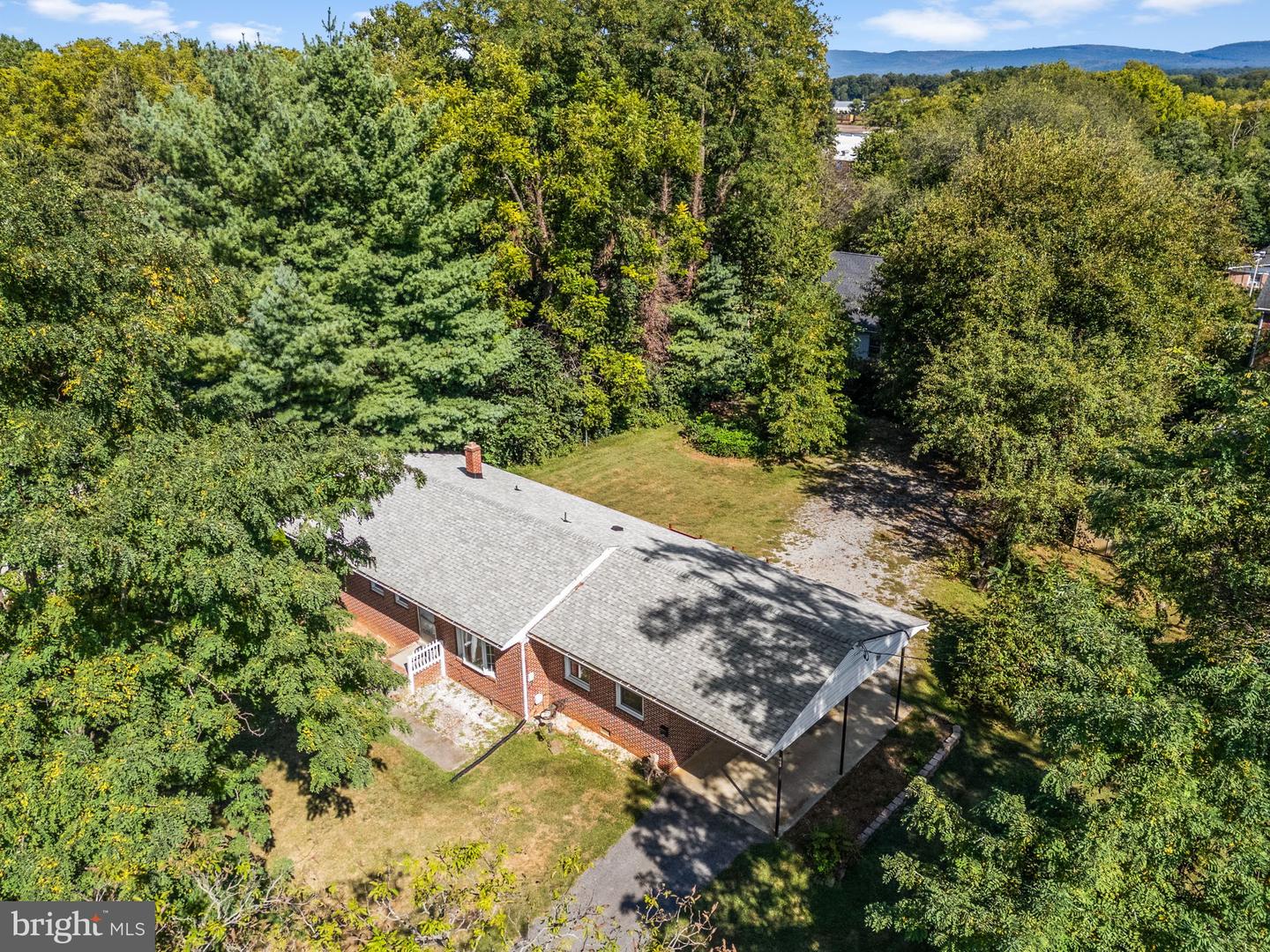 328 S CHURCH ST, BERRYVILLE, Virginia 22611, 3 Bedrooms Bedrooms, ,2 BathroomsBathrooms,Residential,For sale,328 S CHURCH ST,VACL2006060 MLS # VACL2006060