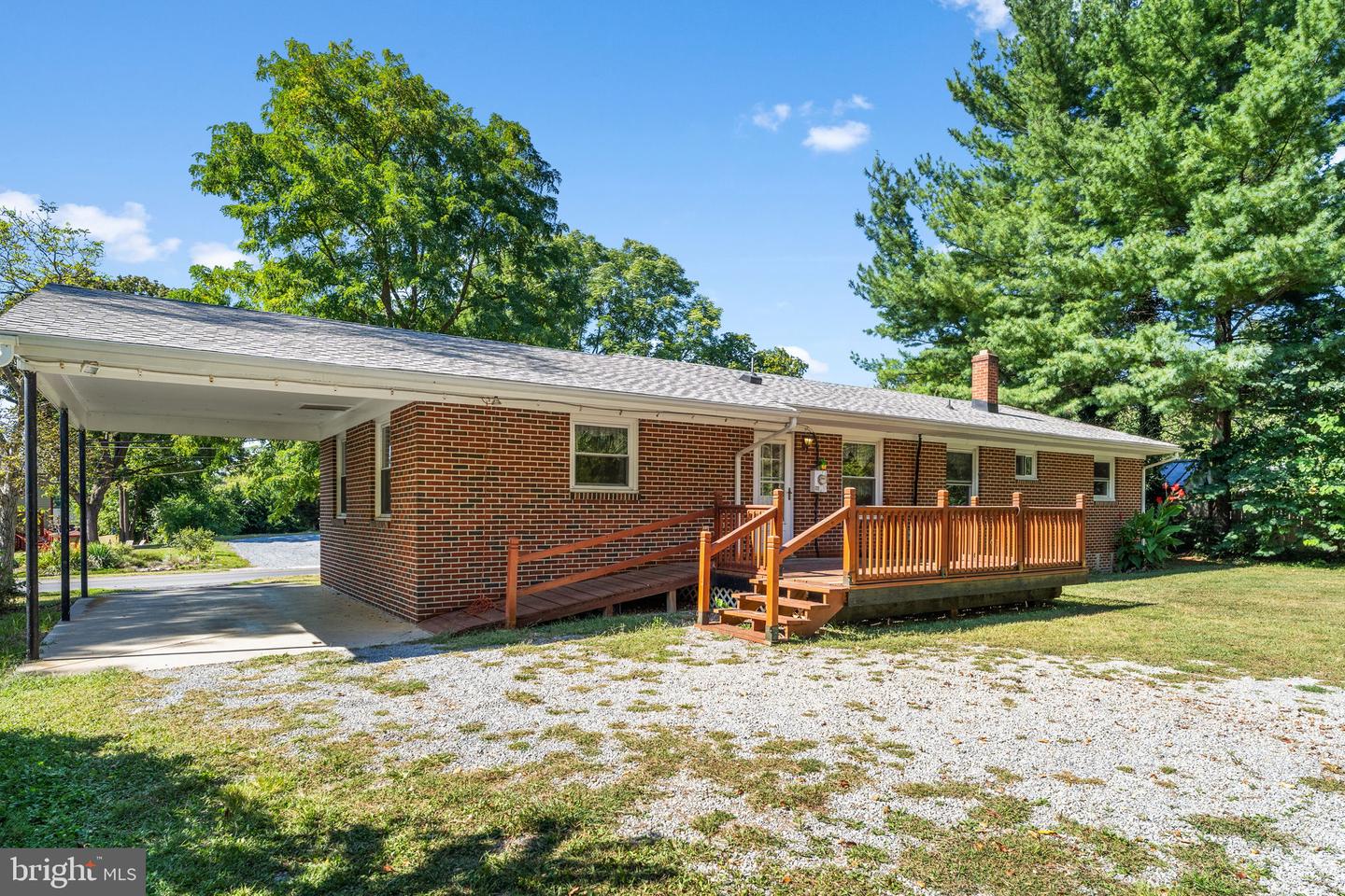 328 S CHURCH ST, BERRYVILLE, Virginia 22611, 3 Bedrooms Bedrooms, ,2 BathroomsBathrooms,Residential,For sale,328 S CHURCH ST,VACL2006060 MLS # VACL2006060