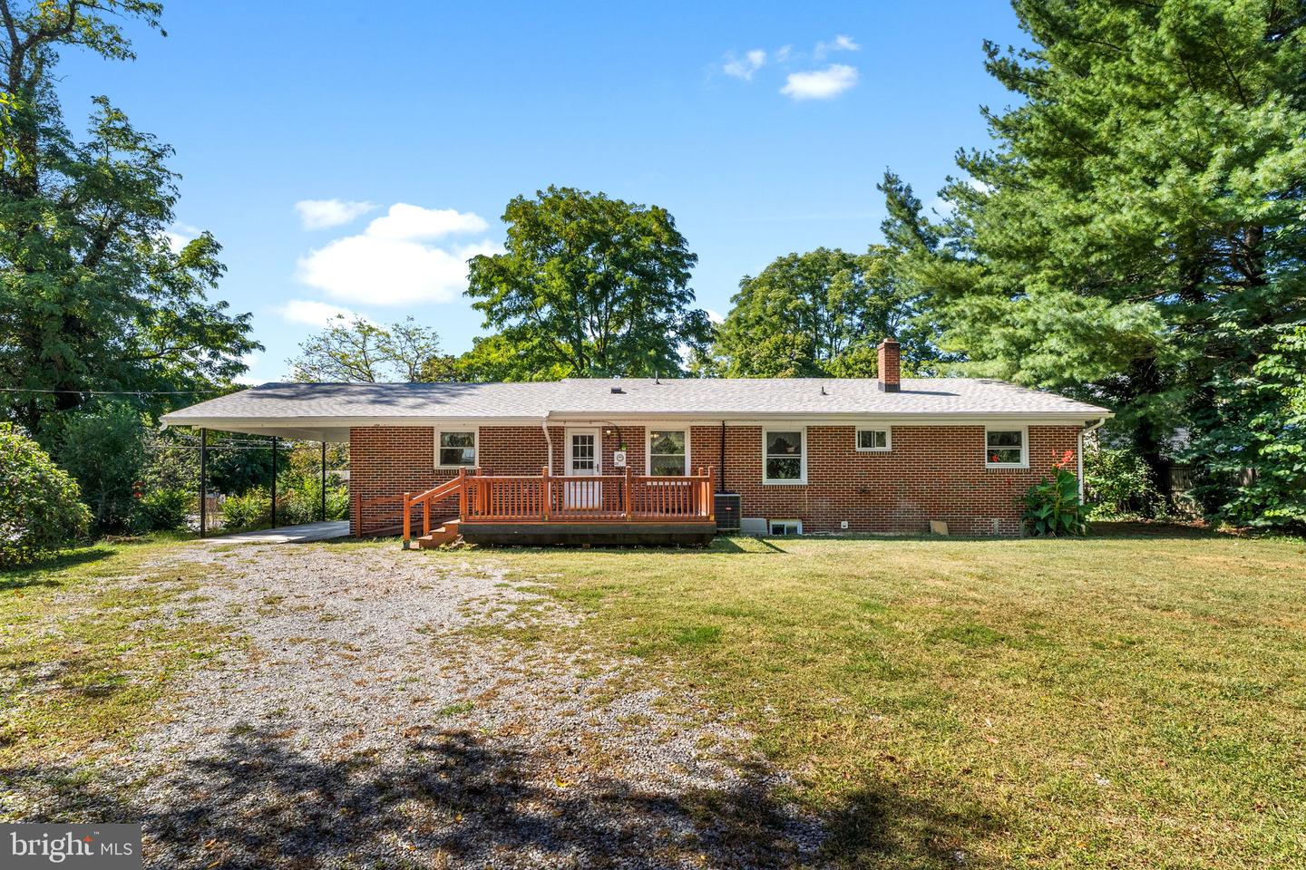 328 S CHURCH ST, BERRYVILLE, Virginia 22611, 3 Bedrooms Bedrooms, ,2 BathroomsBathrooms,Residential,For sale,328 S CHURCH ST,VACL2006060 MLS # VACL2006060