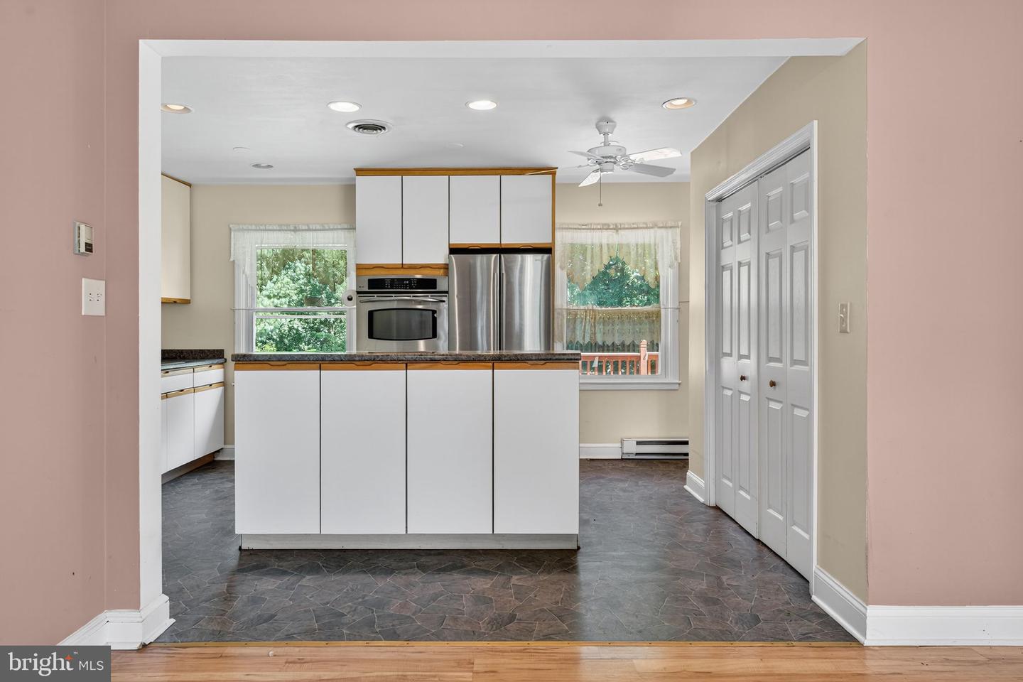 328 S CHURCH ST, BERRYVILLE, Virginia 22611, 3 Bedrooms Bedrooms, ,2 BathroomsBathrooms,Residential,For sale,328 S CHURCH ST,VACL2006060 MLS # VACL2006060