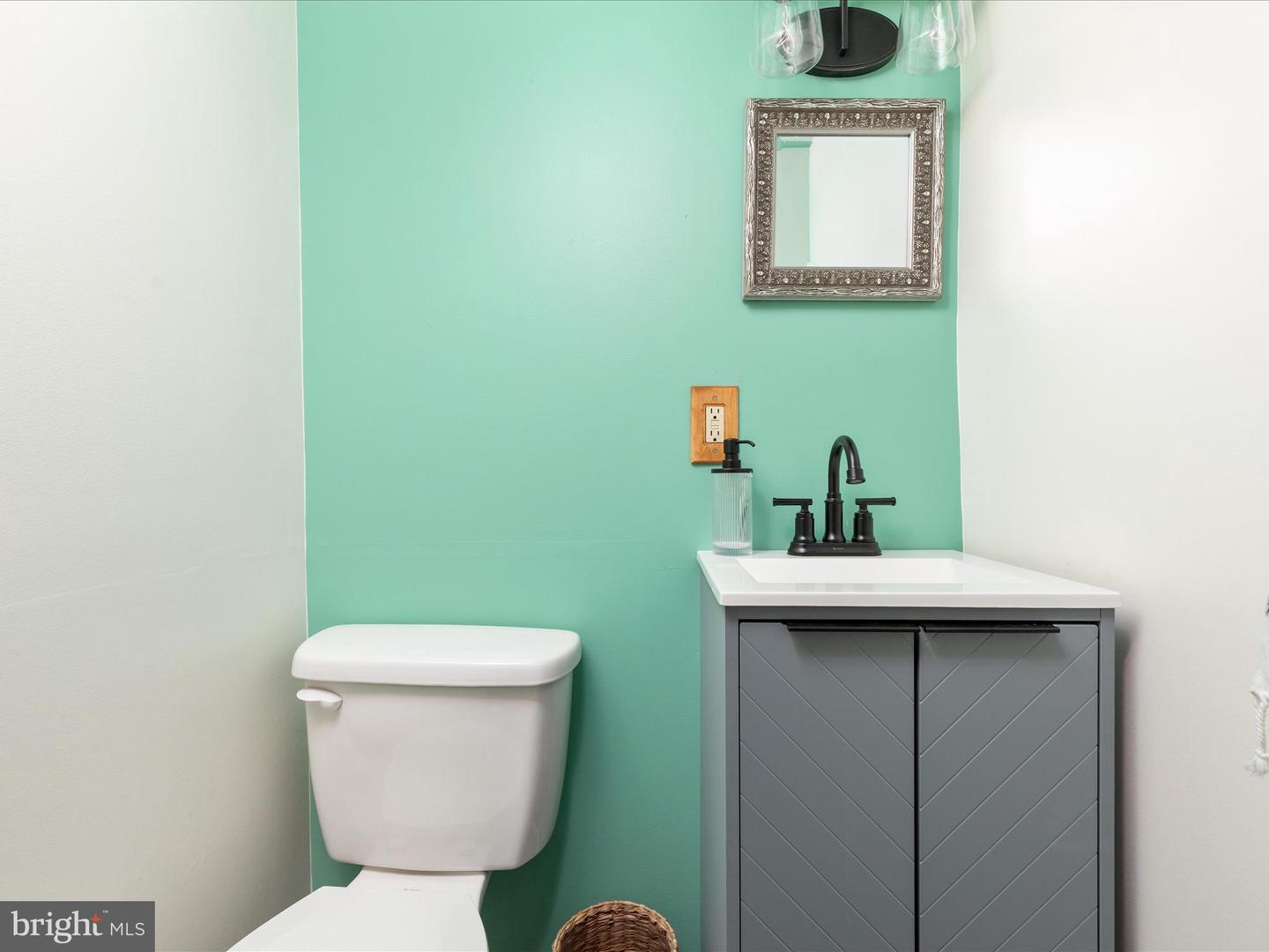 129 E CORK ST, WINCHESTER, Virginia 22601, 2 Bedrooms Bedrooms, ,1 BathroomBathrooms,Residential,For sale,129 E CORK ST,VAWI2009074 MLS # VAWI2009074 129 E CORK ST, WINCHESTER, Virginia 22601, 2 Bedrooms Bedrooms, ,1 BathroomBathrooms,Residential,For sale,129 E CORK ST,VAWI2009074 MLS # VAWI2009074