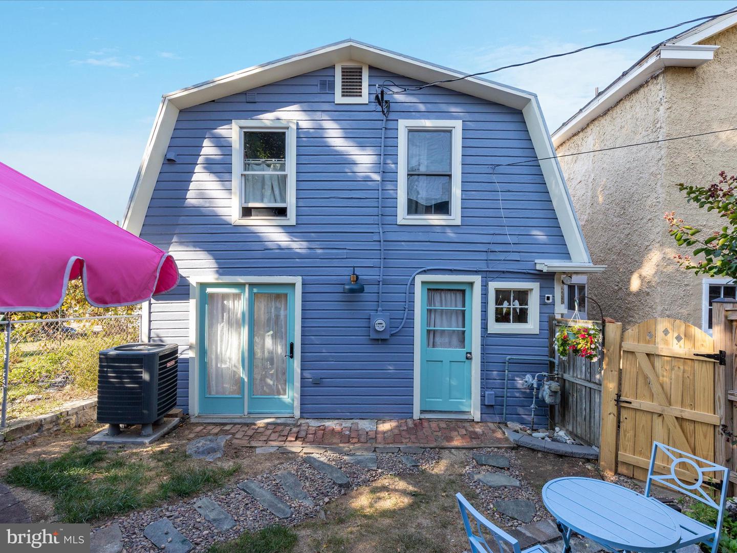 129 E CORK ST, WINCHESTER, Virginia 22601, 2 Bedrooms Bedrooms, ,1 BathroomBathrooms,Residential,For sale,129 E CORK ST,VAWI2009074 MLS # VAWI2009074 129 E CORK ST, WINCHESTER, Virginia 22601, 2 Bedrooms Bedrooms, ,1 BathroomBathrooms,Residential,For sale,129 E CORK ST,VAWI2009074 MLS # VAWI2009074