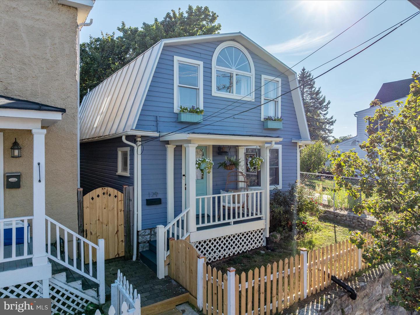 129 E CORK ST, WINCHESTER, Virginia 22601, 2 Bedrooms Bedrooms, ,1 BathroomBathrooms,Residential,For sale,129 E CORK ST,VAWI2009074 MLS # VAWI2009074 129 E CORK ST, WINCHESTER, Virginia 22601, 2 Bedrooms Bedrooms, ,1 BathroomBathrooms,Residential,For sale,129 E CORK ST,VAWI2009074 MLS # VAWI2009074