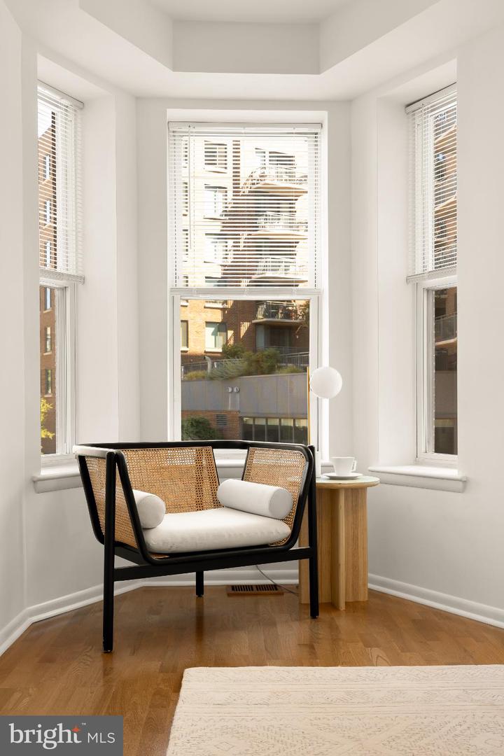 31 FLORIDA AVE NE, WASHINGTON, District Of Columbia 20002, 4 Bedrooms Bedrooms, ,2 BathroomsBathrooms,Residential,For sale,31 FLORIDA AVE NE,DCDC2222158 MLS # DCDC2222158