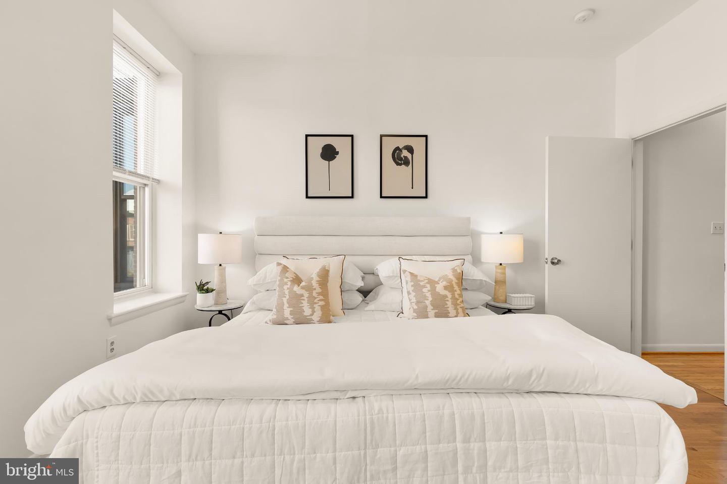 31 FLORIDA AVE NE, WASHINGTON, District Of Columbia 20002, 4 Bedrooms Bedrooms, ,2 BathroomsBathrooms,Residential,For sale,31 FLORIDA AVE NE,DCDC2222158 MLS # DCDC2222158