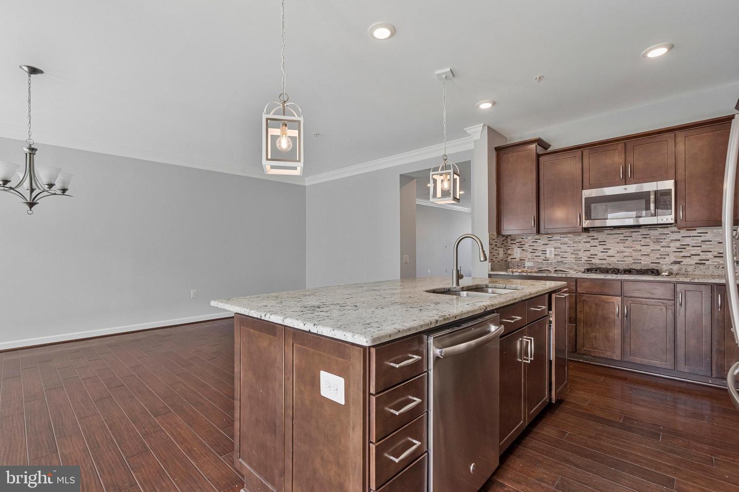 43613 HELMSDALE TER, CHANTILLY, Virginia 20152, ,Residential,For sale,43613 HELMSDALE TER,VALO2106720 MLS # VALO2106720