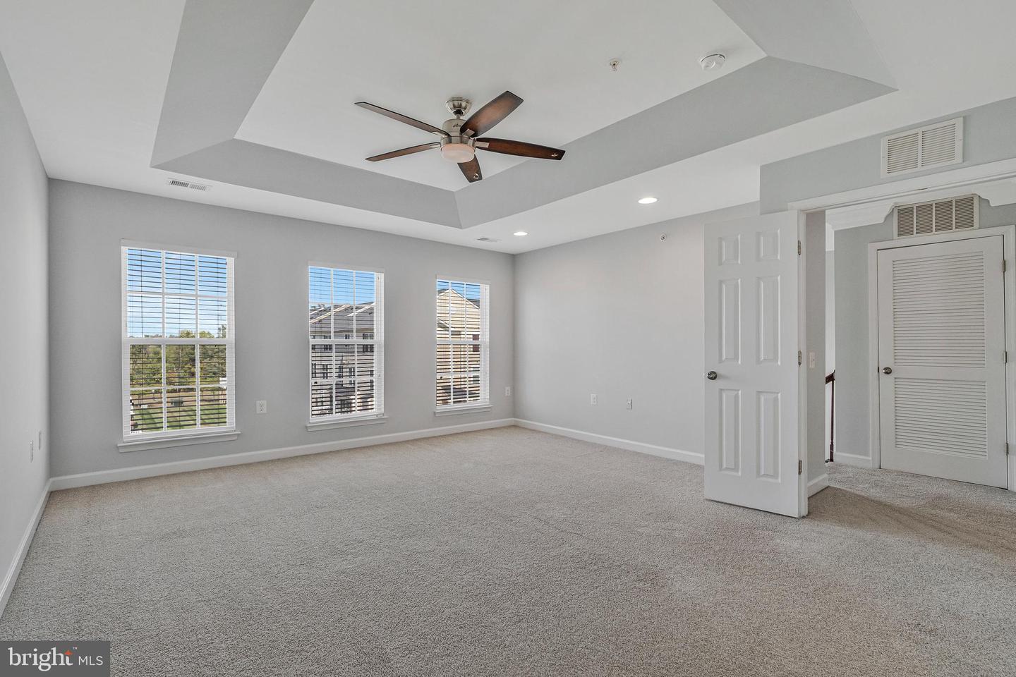 43613 HELMSDALE TER, CHANTILLY, Virginia 20152, ,Residential,For sale,43613 HELMSDALE TER,VALO2106720 MLS # VALO2106720
