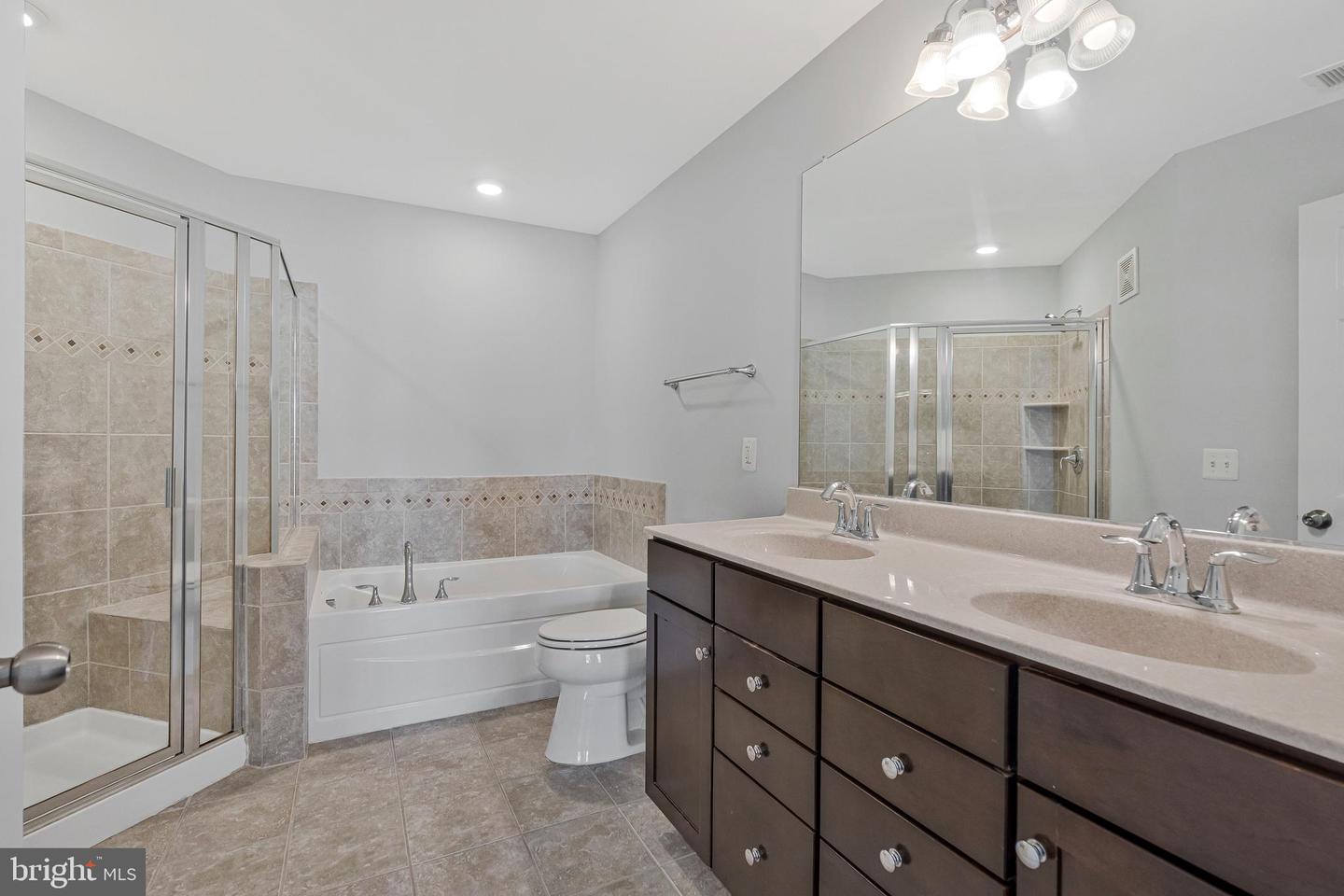 43613 HELMSDALE TER, CHANTILLY, Virginia 20152, ,Residential,For sale,43613 HELMSDALE TER,VALO2106720 MLS # VALO2106720