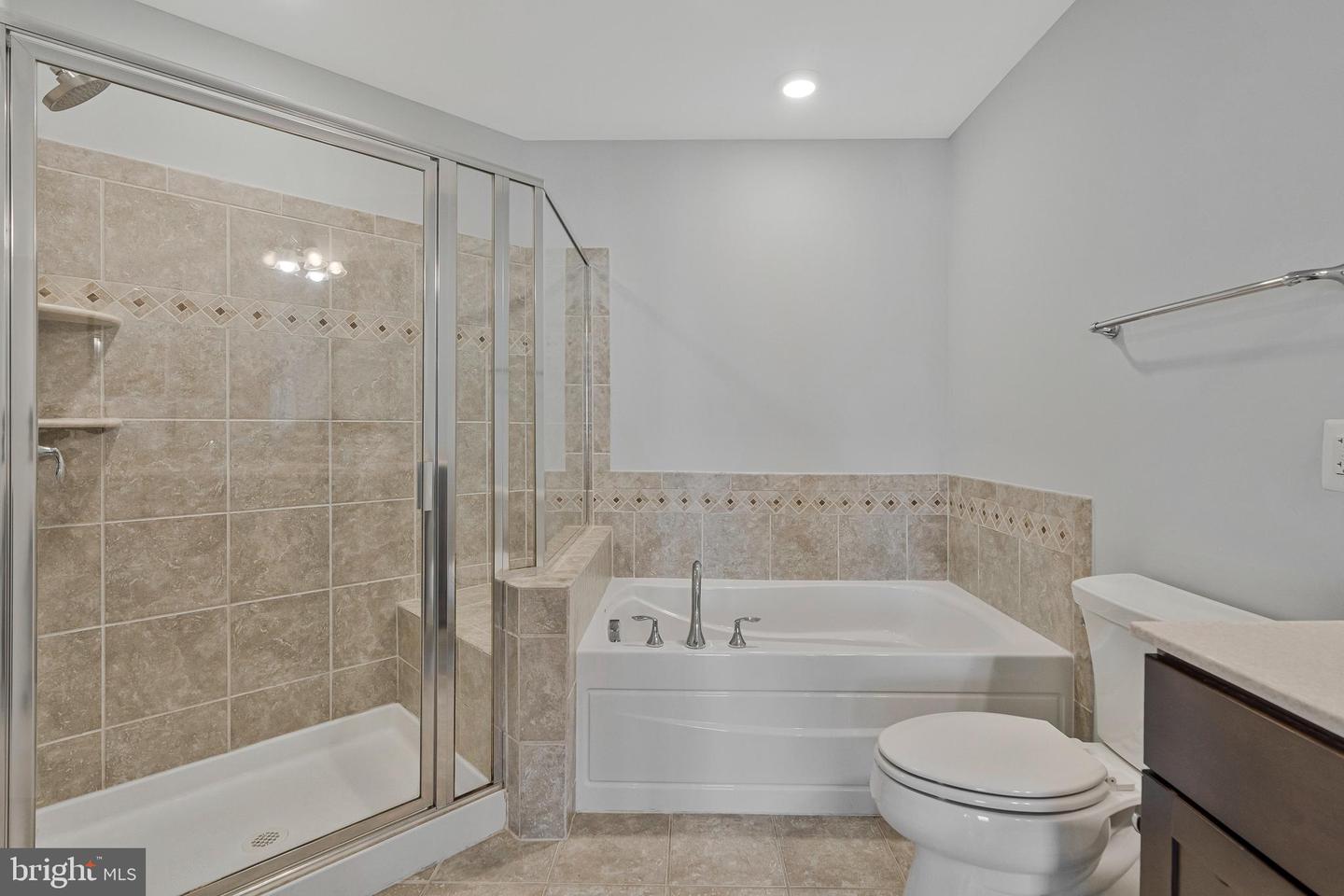 43613 HELMSDALE TER, CHANTILLY, Virginia 20152, ,Residential,For sale,43613 HELMSDALE TER,VALO2106720 MLS # VALO2106720
