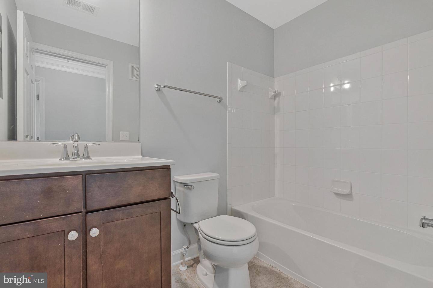 43613 HELMSDALE TER, CHANTILLY, Virginia 20152, ,Residential,For sale,43613 HELMSDALE TER,VALO2106720 MLS # VALO2106720