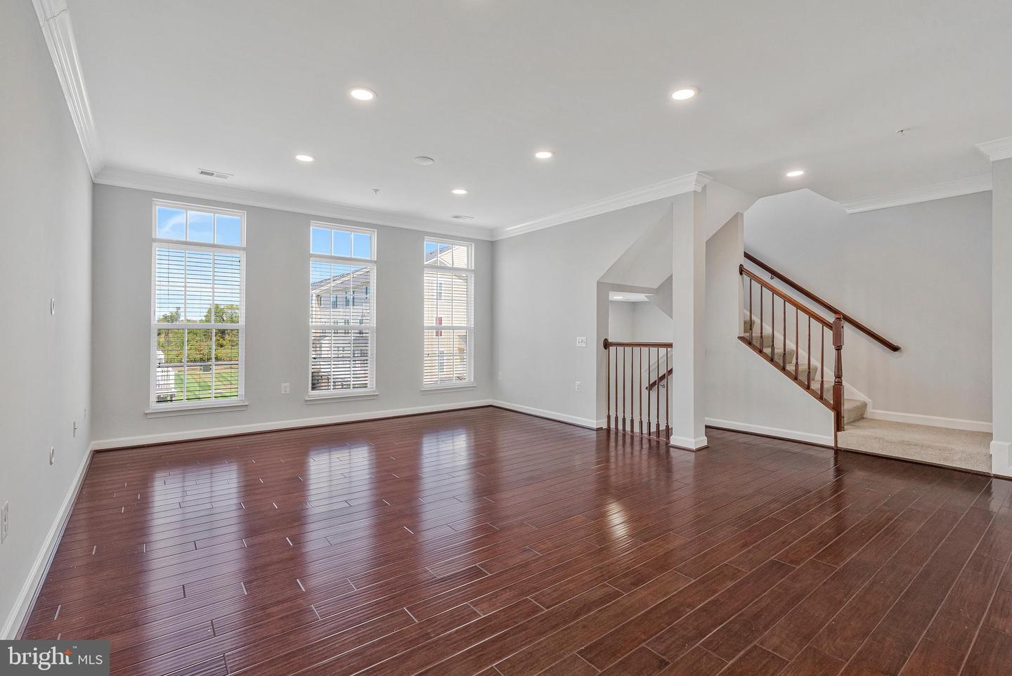 43613 HELMSDALE TER, CHANTILLY, Virginia 20152, ,Residential,For sale,43613 HELMSDALE TER,VALO2106720 MLS # VALO2106720