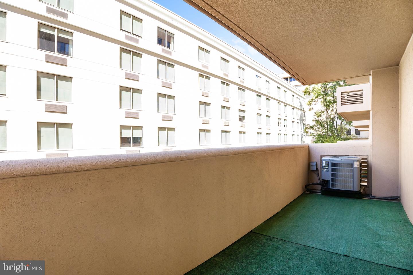 1301 N COURTHOUSE RD #705, ARLINGTON, Virginia 22201, 1 Bedroom Bedrooms, 2 Rooms Rooms,1 BathroomBathrooms,Residential,For sale,1301 N COURTHOUSE RD #705,VAAR2063664 MLS # VAAR2063664