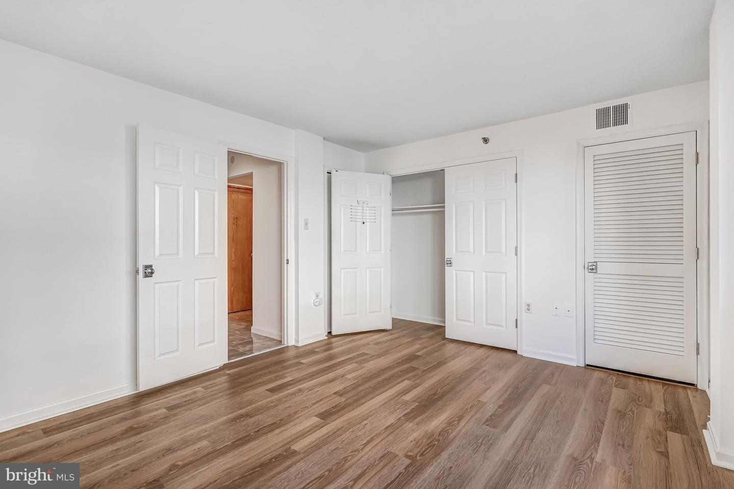 1301 N COURTHOUSE RD #705, ARLINGTON, Virginia 22201, 1 Bedroom Bedrooms, 2 Rooms Rooms,1 BathroomBathrooms,Residential,For sale,1301 N COURTHOUSE RD #705,VAAR2063664 MLS # VAAR2063664