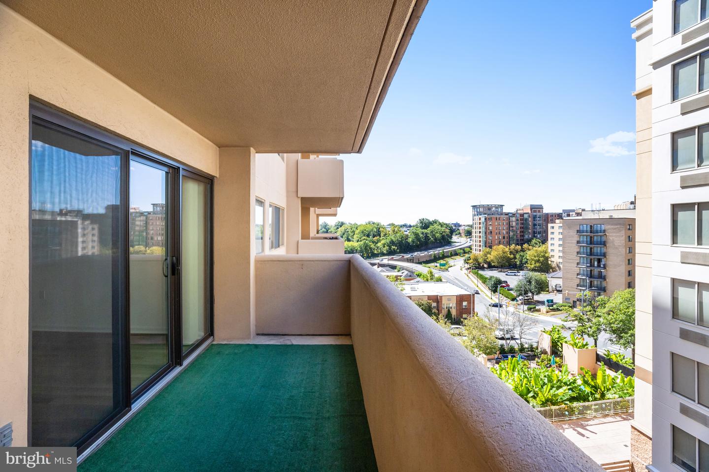 1301 N COURTHOUSE RD #705, ARLINGTON, Virginia 22201, 1 Bedroom Bedrooms, 2 Rooms Rooms,1 BathroomBathrooms,Residential,For sale,1301 N COURTHOUSE RD #705,VAAR2063664 MLS # VAAR2063664