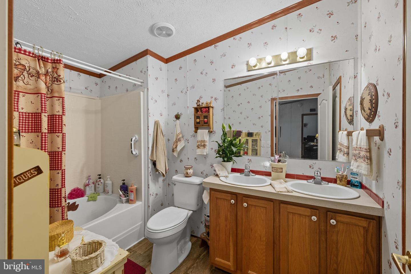 287 MOCKINGBIRD LN, LURAY, Virginia 22835, 3 Bedrooms Bedrooms, ,2 BathroomsBathrooms,Residential,For sale,287 MOCKINGBIRD LN,VAPA2005366 MLS # VAPA2005366
