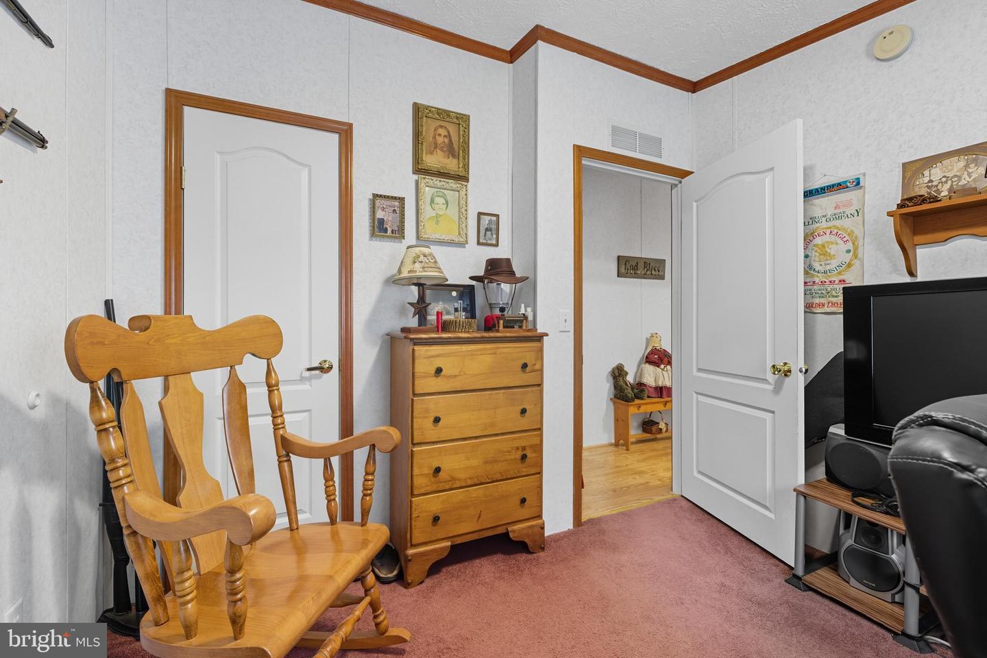 287 MOCKINGBIRD LN, LURAY, Virginia 22835, 3 Bedrooms Bedrooms, ,2 BathroomsBathrooms,Residential,For sale,287 MOCKINGBIRD LN,VAPA2005366 MLS # VAPA2005366