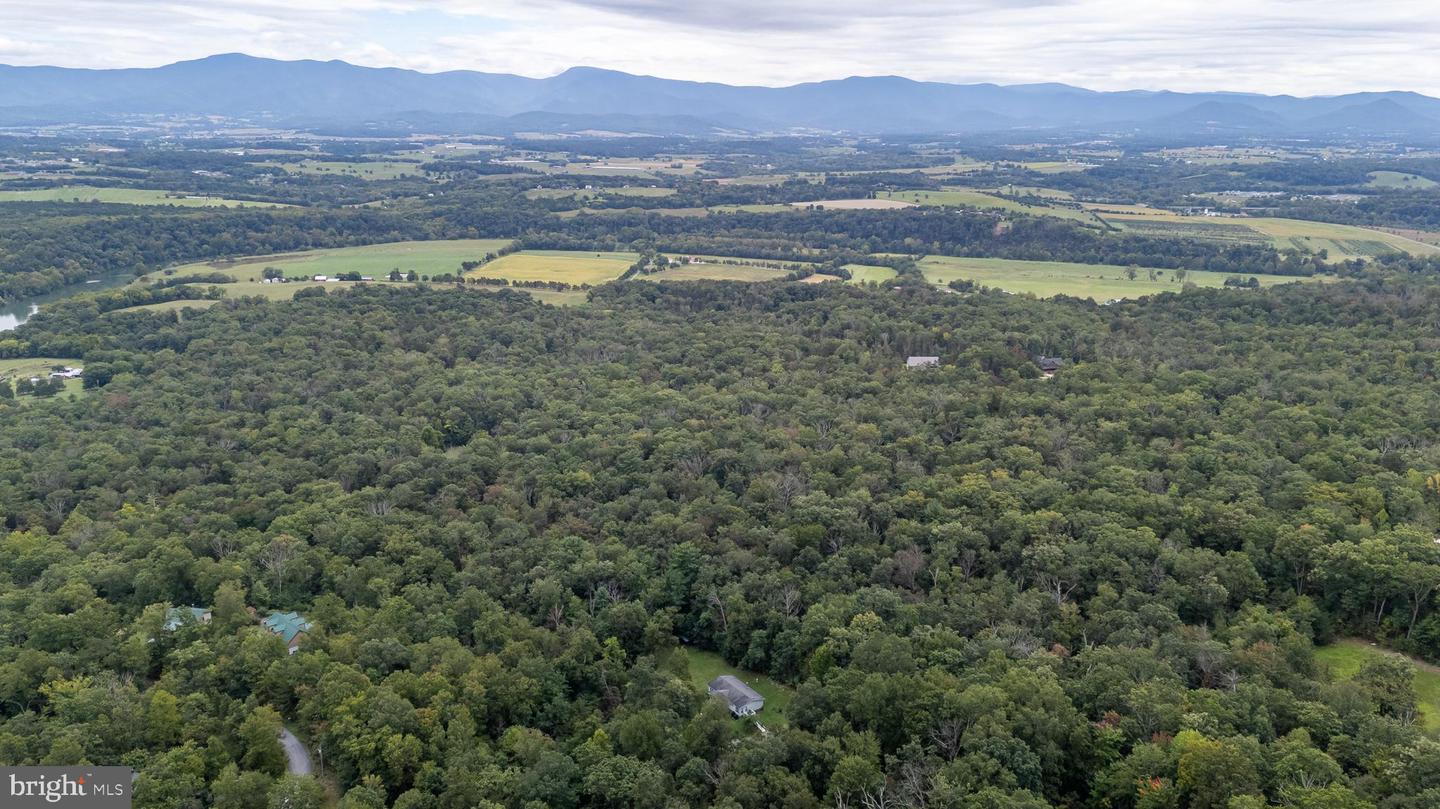 287 MOCKINGBIRD LN, LURAY, Virginia 22835, 3 Bedrooms Bedrooms, ,2 BathroomsBathrooms,Residential,For sale,287 MOCKINGBIRD LN,VAPA2005366 MLS # VAPA2005366