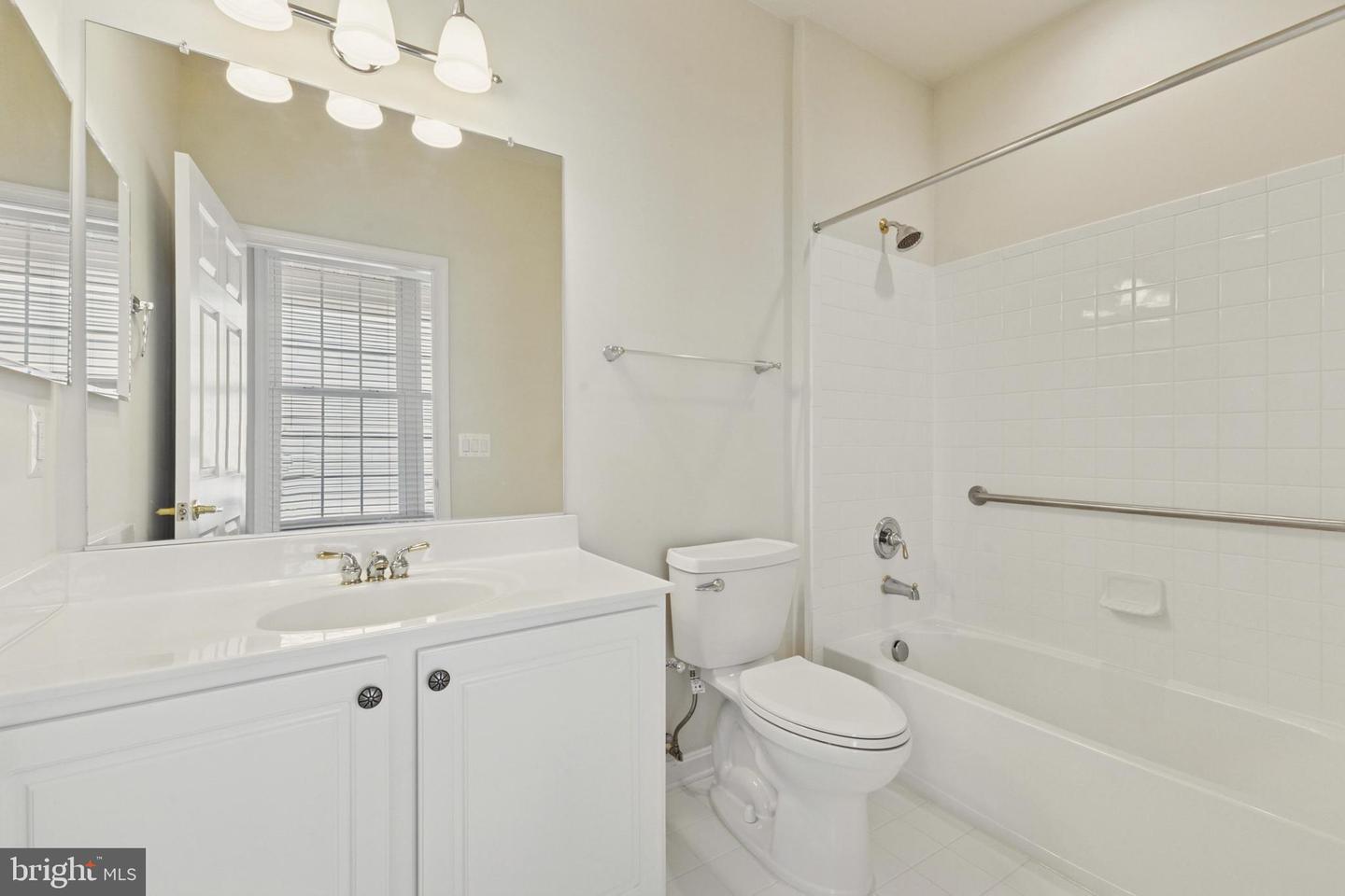 6156 FERRIER CT, GAINESVILLE, Virginia 20155, 4 Bedrooms Bedrooms, ,3 BathroomsBathrooms,Residential,For sale,6156 FERRIER CT,VAPW2103938 MLS # VAPW2103938