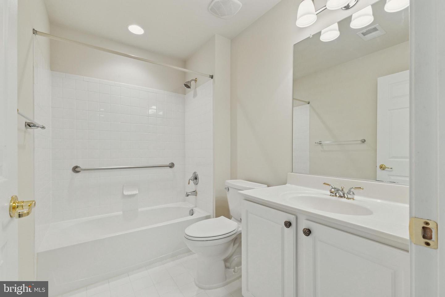 6156 FERRIER CT, GAINESVILLE, Virginia 20155, 4 Bedrooms Bedrooms, ,3 BathroomsBathrooms,Residential,For sale,6156 FERRIER CT,VAPW2103938 MLS # VAPW2103938