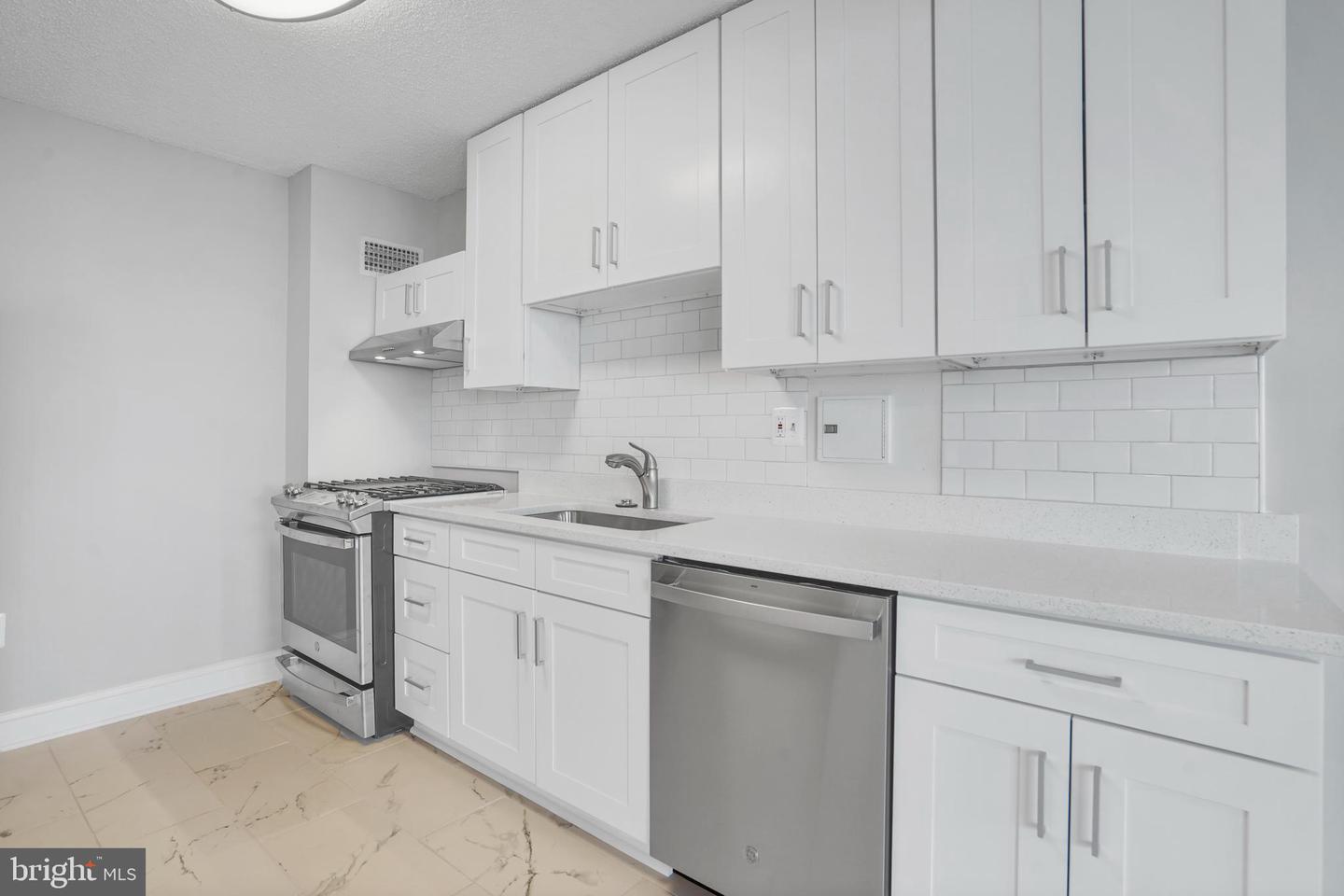 1225 MARTHA CUSTIS DR #1116, ALEXANDRIA, Virginia 22302, 1 Bedroom Bedrooms, ,1 BathroomBathrooms,Residential,For sale,1225 MARTHA CUSTIS DR #1116,VAAX2049644 MLS # VAAX2049644 1225 MARTHA CUSTIS DR #1116, ALEXANDRIA, Virginia 22302, 1 Bedroom Bedrooms, ,1 BathroomBathrooms,Residential,For sale,1225 MARTHA CUSTIS DR #1116,VAAX2049644 MLS # VAAX2049644