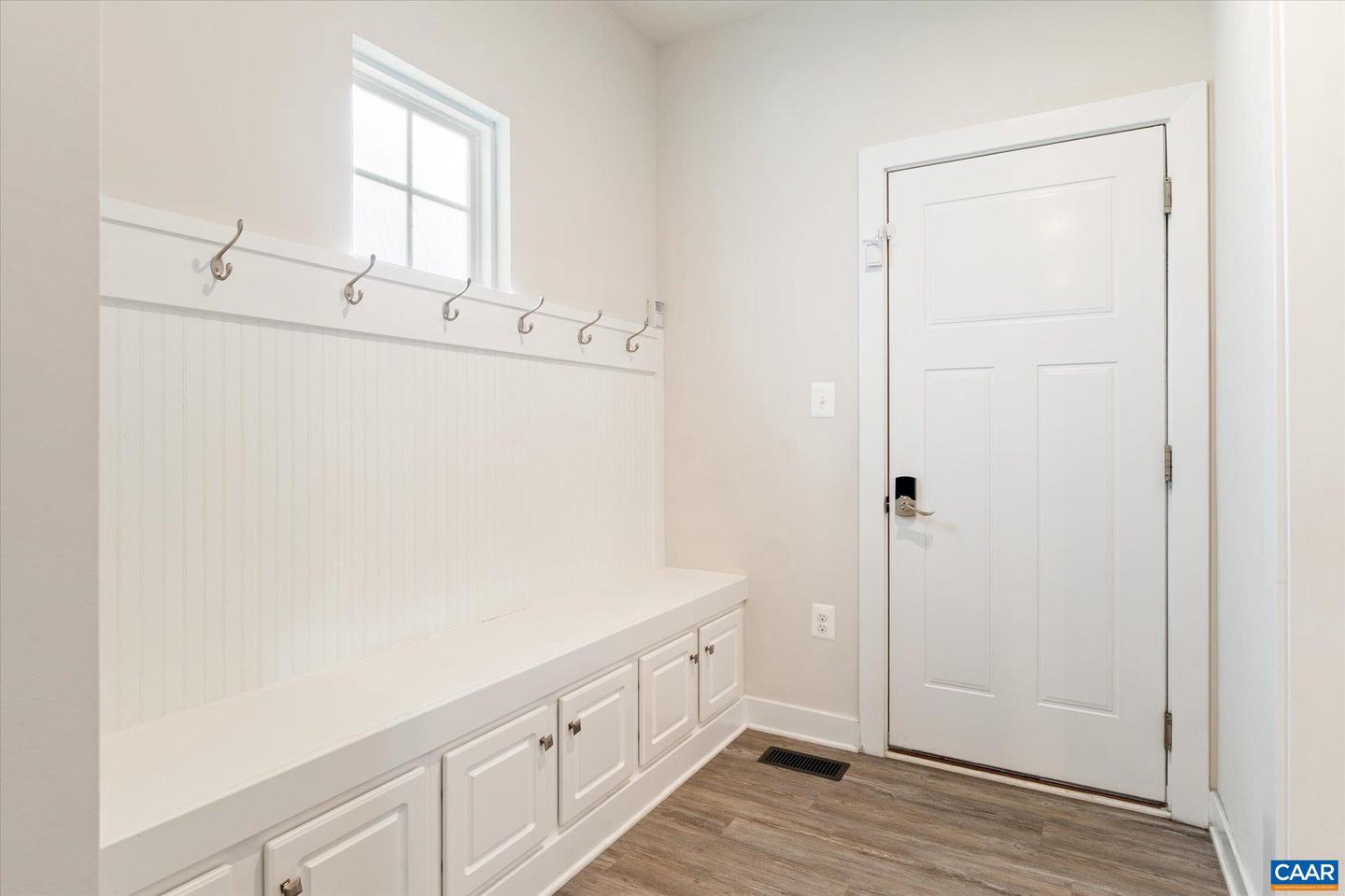 5626 MCKINLEY LN, CHARLOTTESVILLE, Virginia 22903, 6 Bedrooms Bedrooms, ,6 BathroomsBathrooms,Residential,For sale,5626 MCKINLEY LN,668958 MLS # 668958