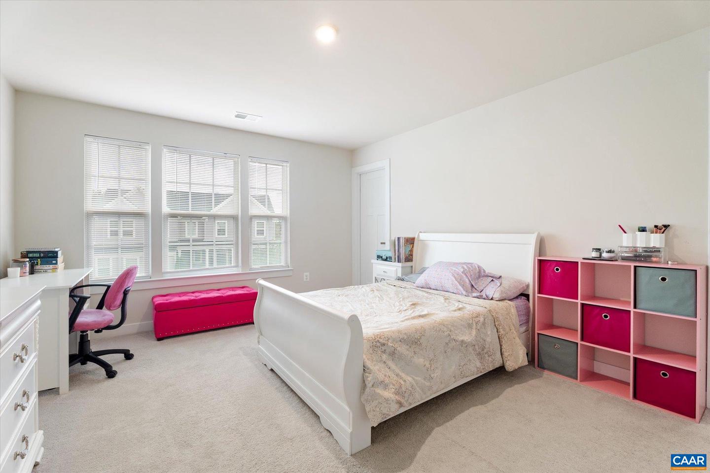 5626 MCKINLEY LN, CHARLOTTESVILLE, Virginia 22903, 6 Bedrooms Bedrooms, ,6 BathroomsBathrooms,Residential,For sale,5626 MCKINLEY LN,668958 MLS # 668958