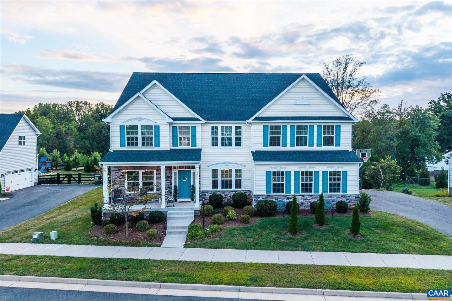 5626 MCKINLEY LN, CHARLOTTESVILLE, Virginia 22903, 6 Bedrooms Bedrooms, ,6 BathroomsBathrooms,Residential,For sale,5626 MCKINLEY LN,668958 MLS # 668958