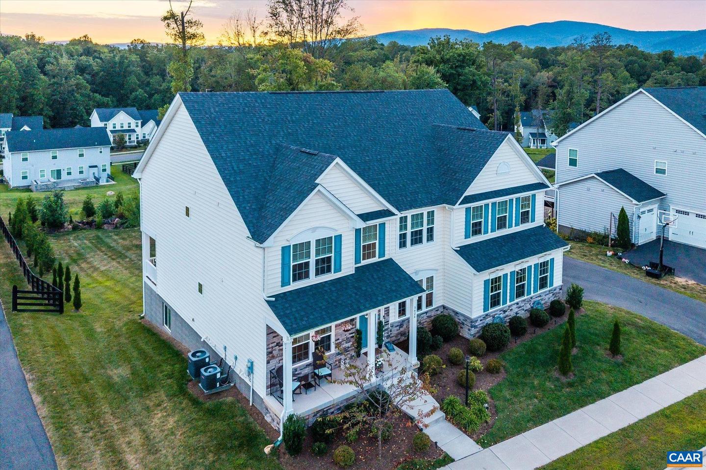 5626 MCKINLEY LN, CHARLOTTESVILLE, Virginia 22903, 6 Bedrooms Bedrooms, ,6 BathroomsBathrooms,Residential,For sale,5626 MCKINLEY LN,668958 MLS # 668958