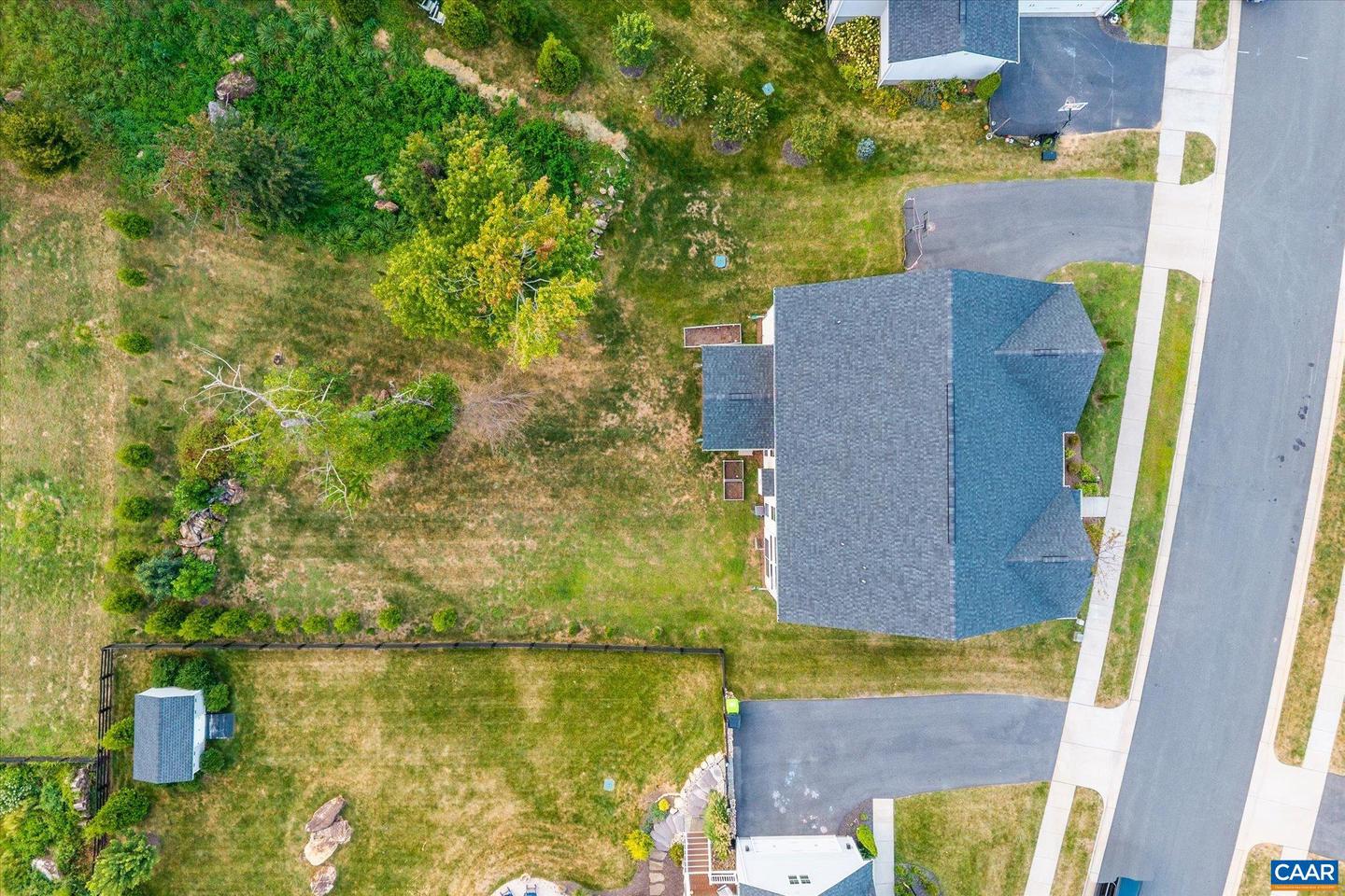 5626 MCKINLEY LN, CHARLOTTESVILLE, Virginia 22903, 6 Bedrooms Bedrooms, ,6 BathroomsBathrooms,Residential,For sale,5626 MCKINLEY LN,668958 MLS # 668958