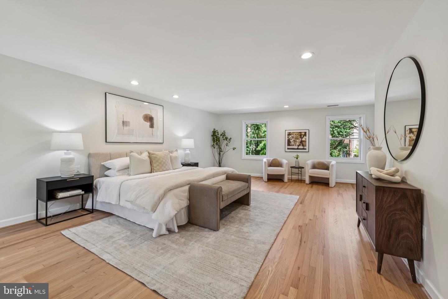 4730 FOXHALL CRES NW, WASHINGTON, District Of Columbia 20007, 4 Bedrooms Bedrooms, ,4 BathroomsBathrooms,Residential,For sale,4730 FOXHALL CRES NW,DCDC2222324 MLS # DCDC2222324