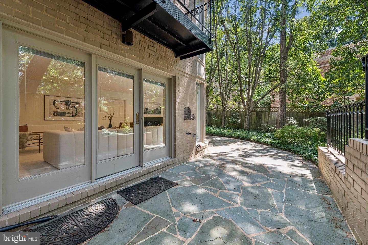 4730 FOXHALL CRES NW, WASHINGTON, District Of Columbia 20007, 4 Bedrooms Bedrooms, ,4 BathroomsBathrooms,Residential,For sale,4730 FOXHALL CRES NW,DCDC2222324 MLS # DCDC2222324