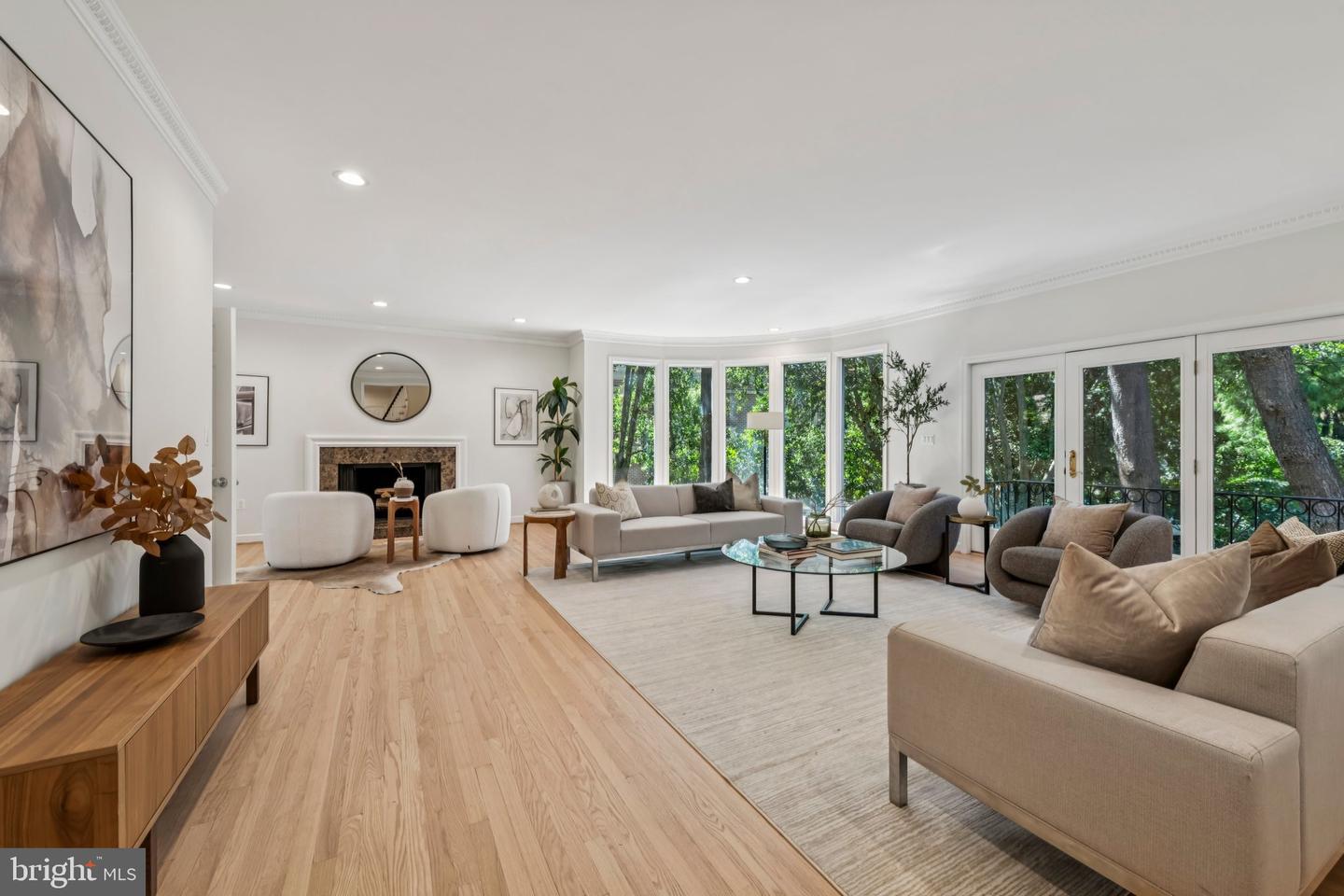 4730 FOXHALL CRES NW, WASHINGTON, District Of Columbia 20007, 4 Bedrooms Bedrooms, ,4 BathroomsBathrooms,Residential,For sale,4730 FOXHALL CRES NW,DCDC2222324 MLS # DCDC2222324