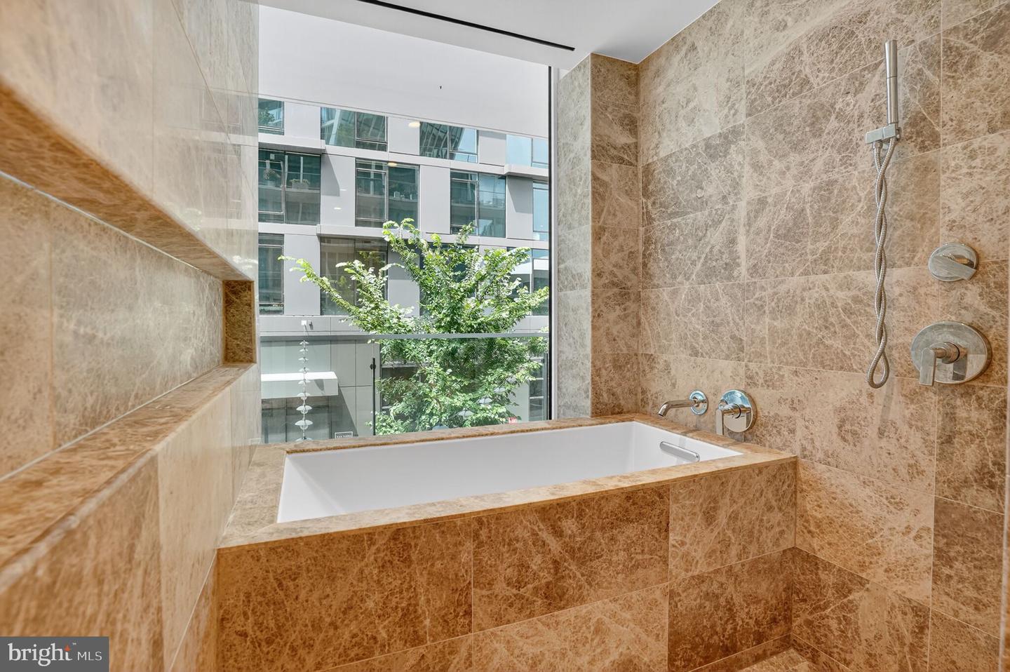 601 WHARF ST SW #213, WASHINGTON, District Of Columbia 20024, 2 Bedrooms Bedrooms, ,2 BathroomsBathrooms,Residential,For sale,601 WHARF ST SW #213,DCDC2222356 MLS # DCDC2222356