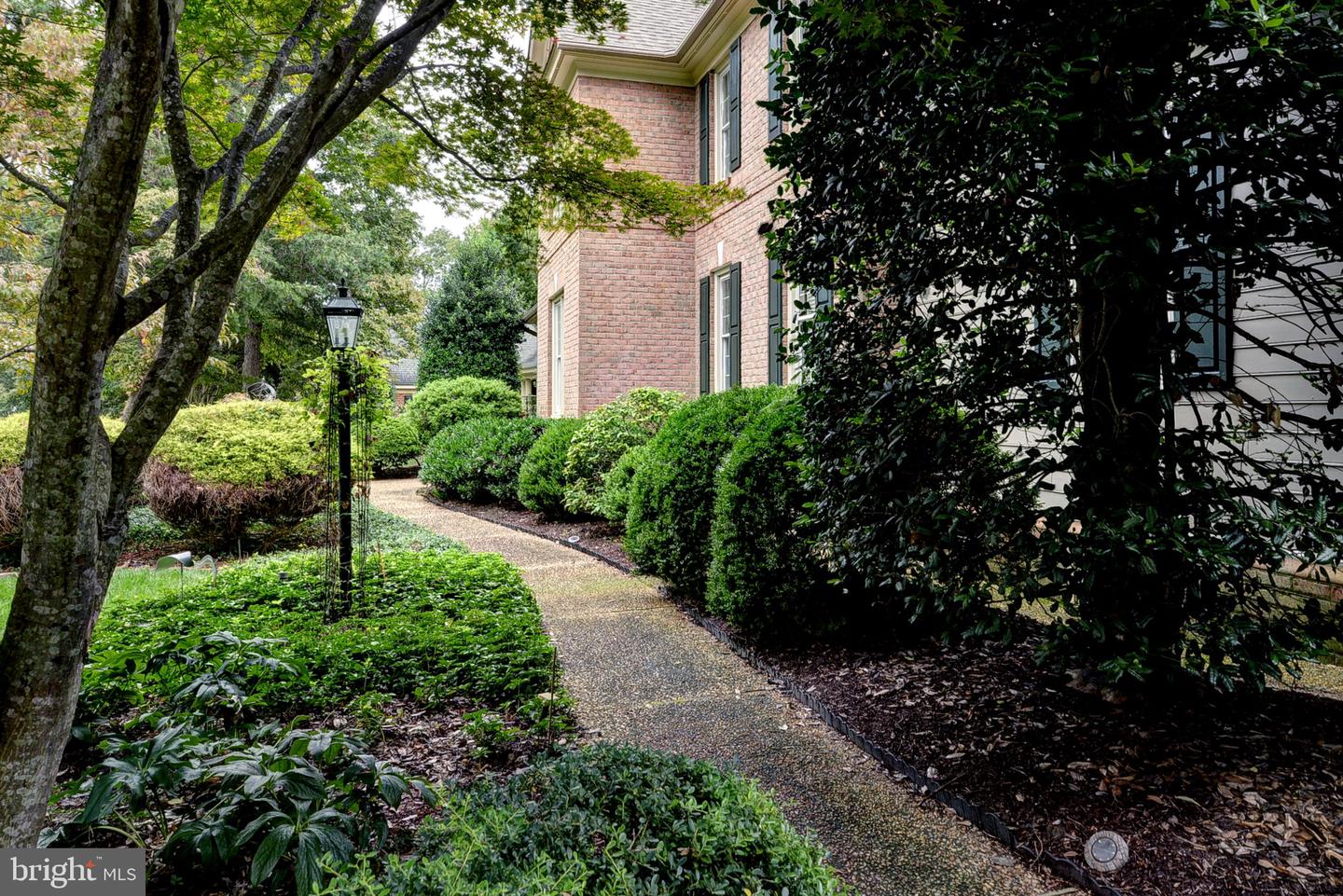 104 KILLINGTON, WILLIAMSBURG, Virginia 23188, 4 Bedrooms Bedrooms, 6 Rooms Rooms,2 BathroomsBathrooms,Residential,For sale,104 KILLINGTON,VAJC2000520 MLS # VAJC2000520