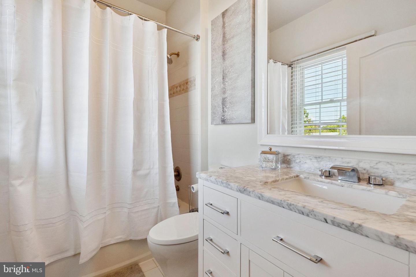 43116 UNISON KNOLL CIR, ASHBURN, Virginia 20148, 5 Bedrooms Bedrooms, 11 Rooms Rooms,5 BathroomsBathrooms,Residential,For sale,43116 UNISON KNOLL CIR,VALO2106832 MLS # VALO2106832