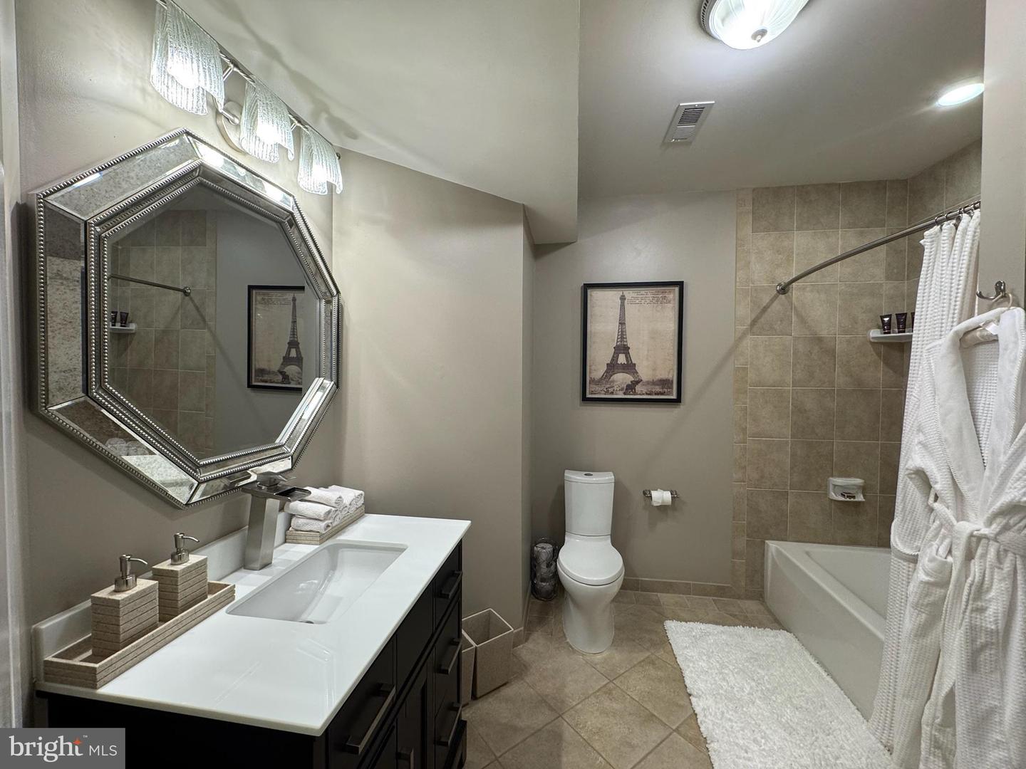 43116 UNISON KNOLL CIR, ASHBURN, Virginia 20148, 5 Bedrooms Bedrooms, 11 Rooms Rooms,5 BathroomsBathrooms,Residential,For sale,43116 UNISON KNOLL CIR,VALO2106832 MLS # VALO2106832