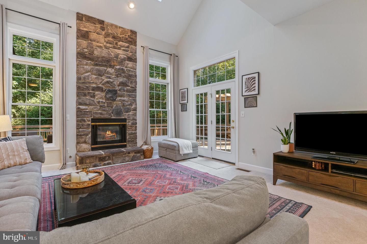 1050 NORTHFALLS CT, GREAT FALLS, Virginia 22066, 6 Bedrooms Bedrooms, ,4 BathroomsBathrooms,Residential,For sale,1050 NORTHFALLS CT,VAFX2267292 MLS # VAFX2267292