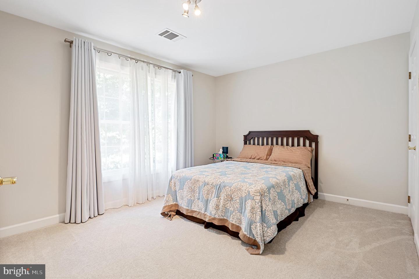 1050 NORTHFALLS CT, GREAT FALLS, Virginia 22066, 6 Bedrooms Bedrooms, ,4 BathroomsBathrooms,Residential,For sale,1050 NORTHFALLS CT,VAFX2267292 MLS # VAFX2267292