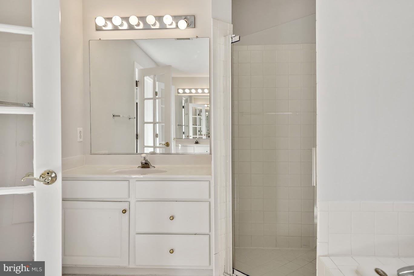 1050 NORTHFALLS CT, GREAT FALLS, Virginia 22066, 6 Bedrooms Bedrooms, ,4 BathroomsBathrooms,Residential,For sale,1050 NORTHFALLS CT,VAFX2267292 MLS # VAFX2267292